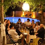 Simurg Evleri Pensión 3*