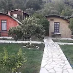 Pensión Simurg Evleri 3*