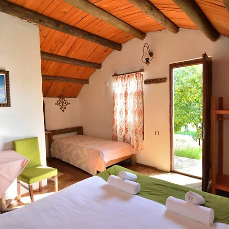 Gasthuis Simurg Evleri 3*