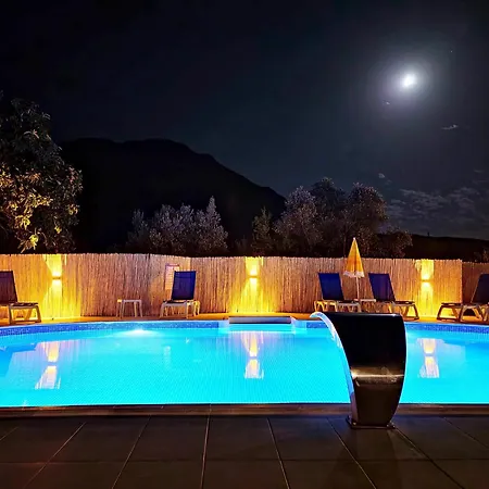 Guest house Simurg Evleri