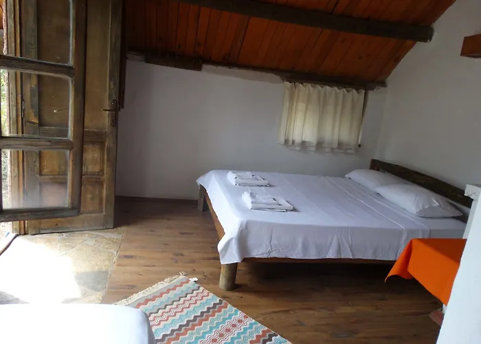 Simurg Evleri בית הארחה 3*